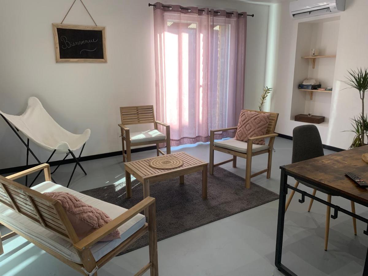 Aux Fines Bulles Gite Et Chambres D Hotes Neuve-Maison 외부 사진
