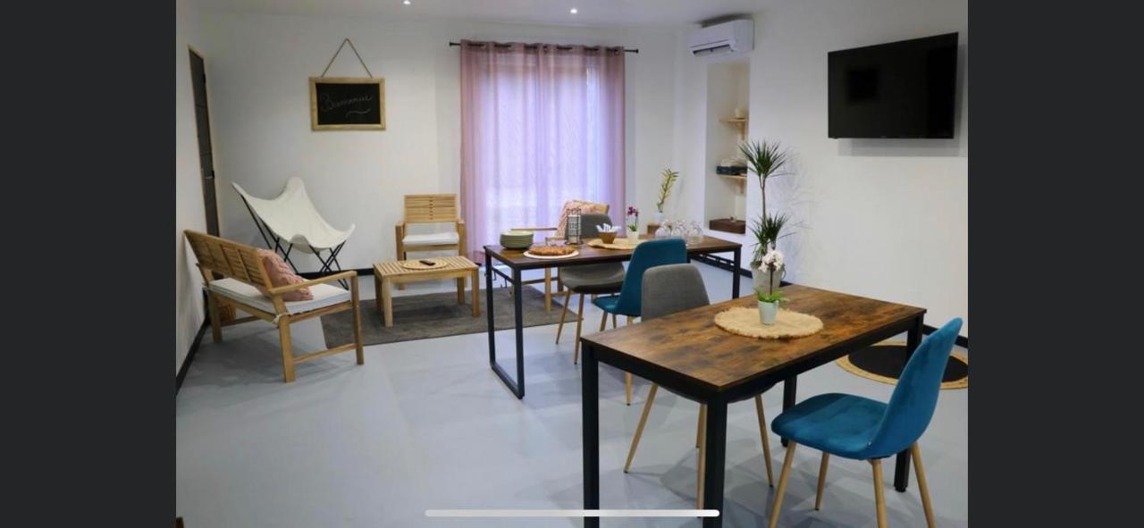 Aux Fines Bulles Gite Et Chambres D Hotes Neuve-Maison 외부 사진