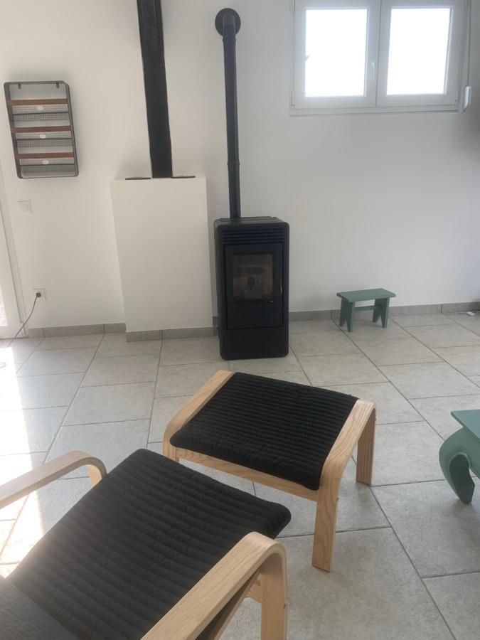 Aux Fines Bulles Gite Et Chambres D Hotes Neuve-Maison 외부 사진
